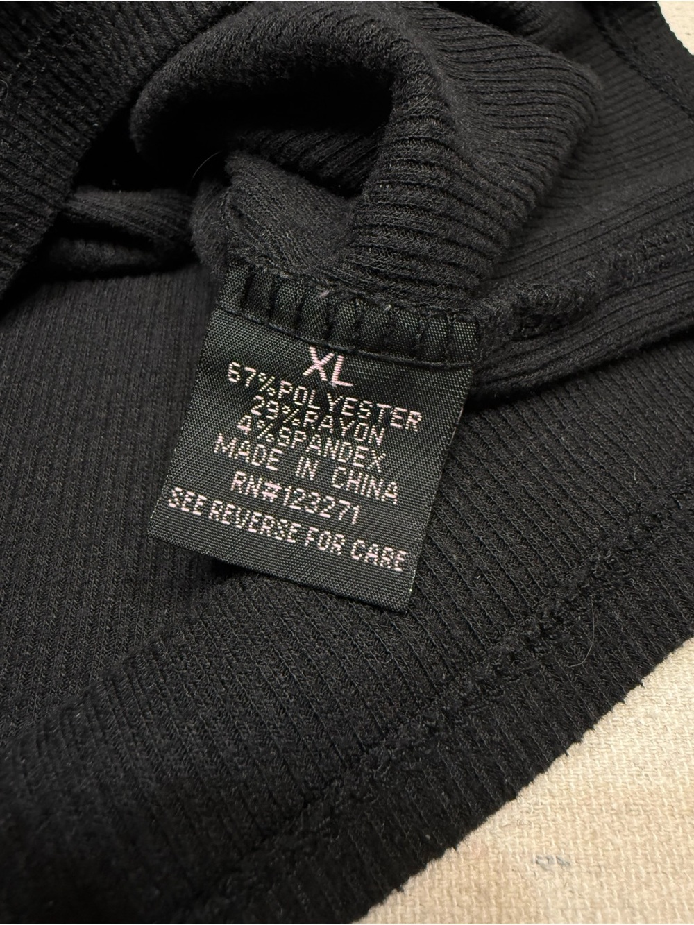 Faded Rose - Black Ribbed Tee with Embroidered Teddy - Size XL - Picture 4 of 9